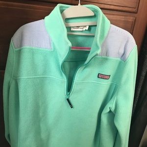 Vineyard Vines fleece pullover. XL